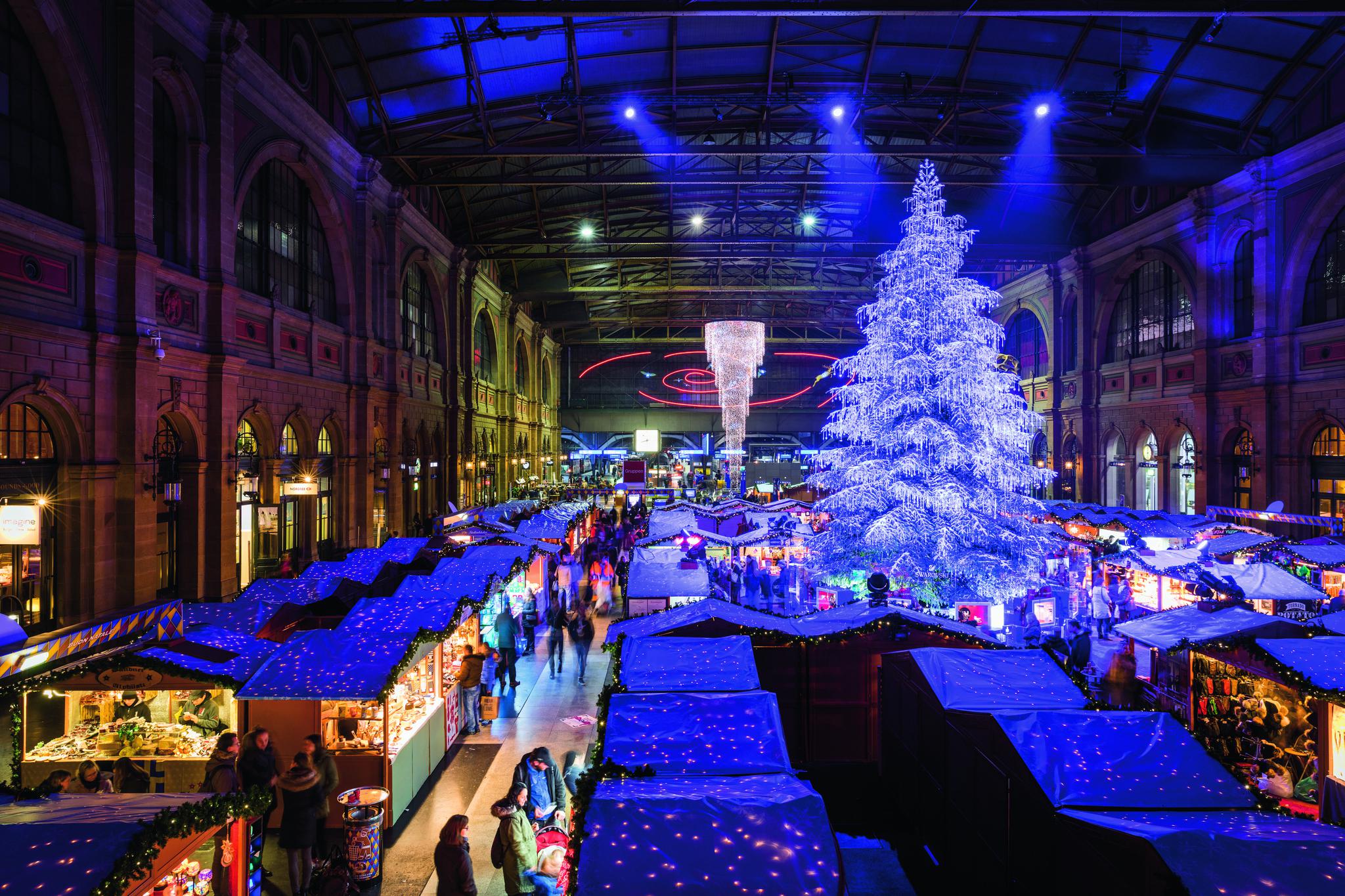 圣诞集市之在2000米的高山上约会圣诞老人|圣诞集市|圣诞节|蒙特勒