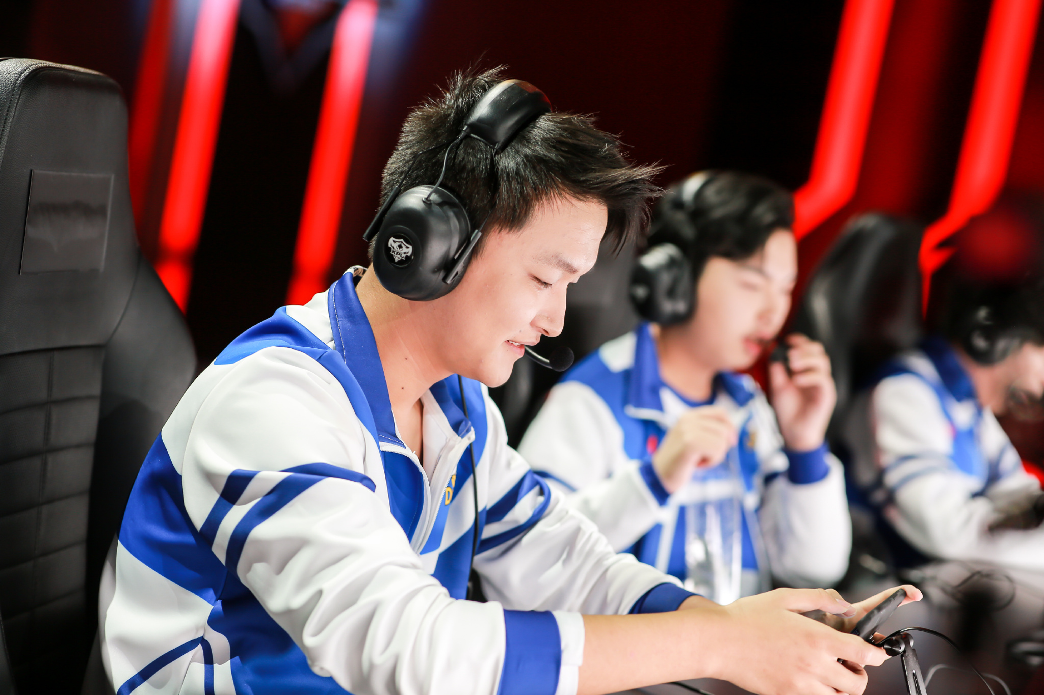 猫神首次打野祭出雅典娜不是明智之举