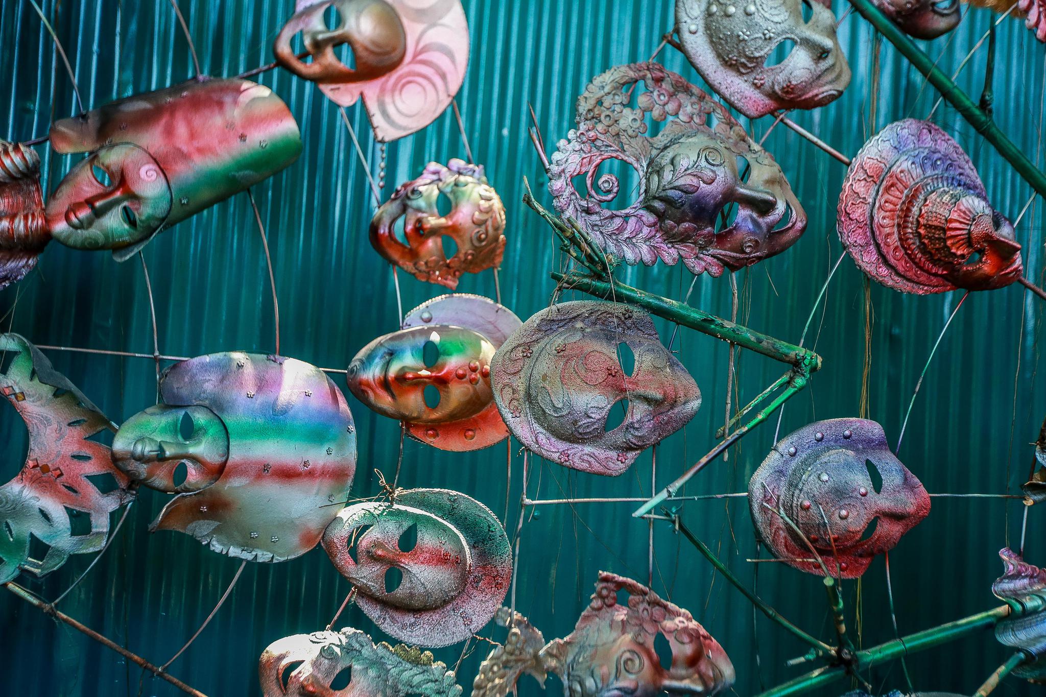 色彩斑斓的巴科洛德面具节