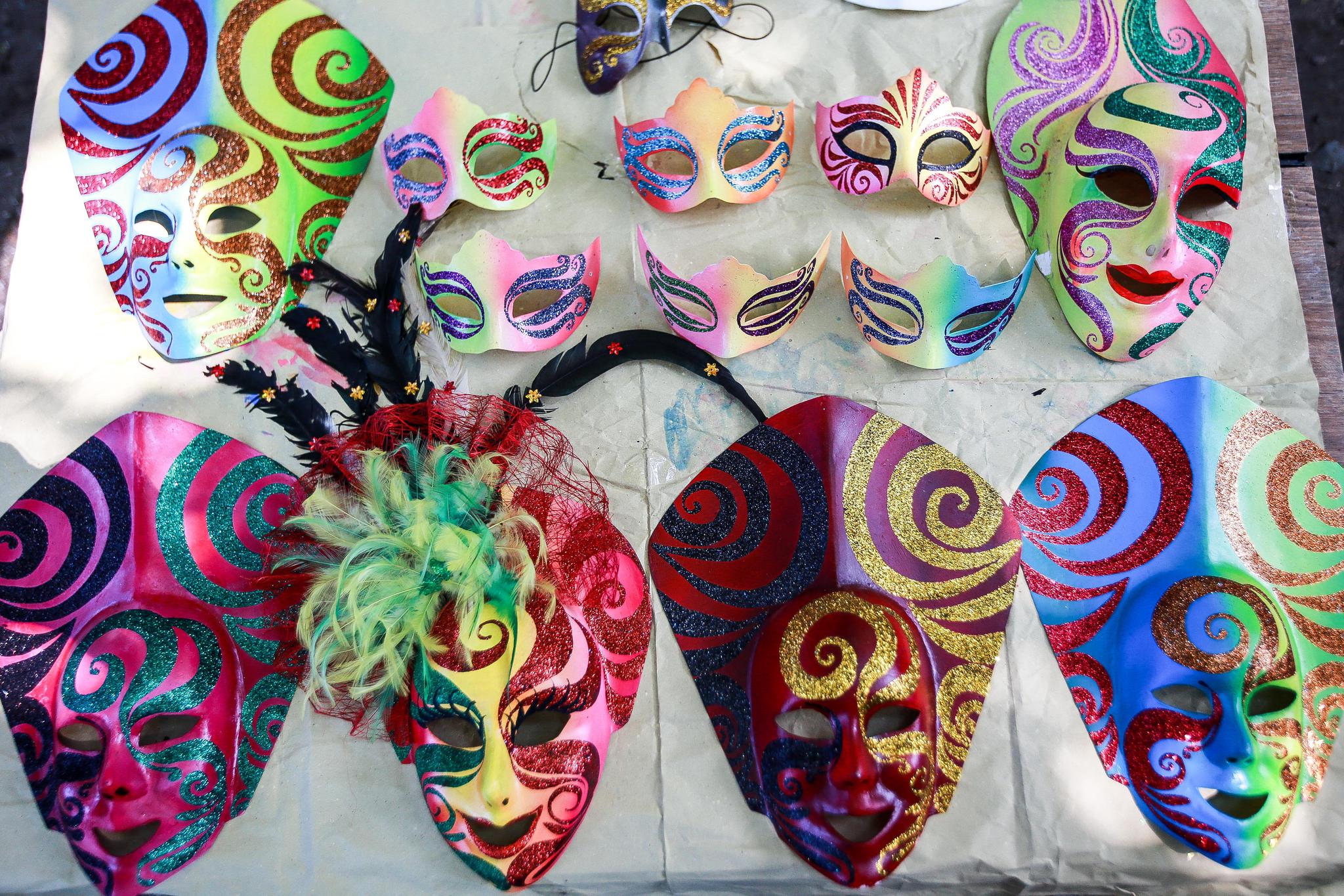 色彩斑斓的巴科洛德面具节