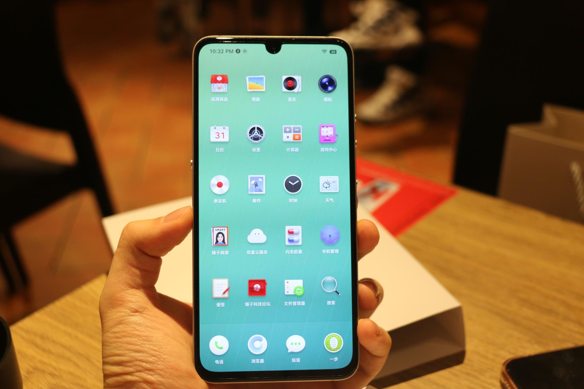 坚果pro3上手体验重新出发的不变与改变