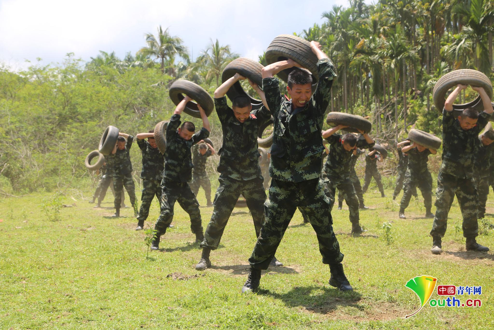 武警开展"魔鬼周"极限训练
