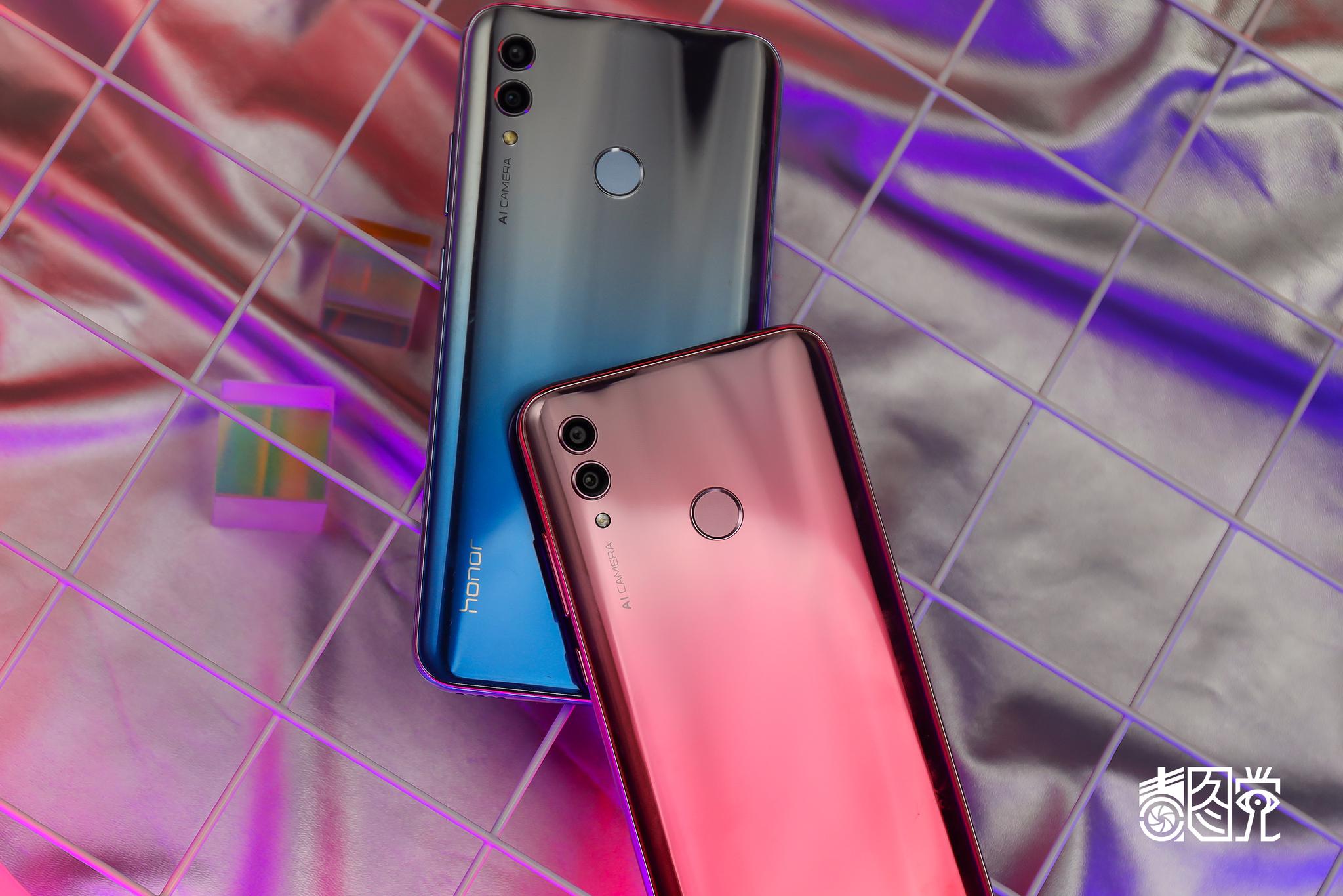 荣耀10青春版毒图党:追逐活力四射的青春__财经头条