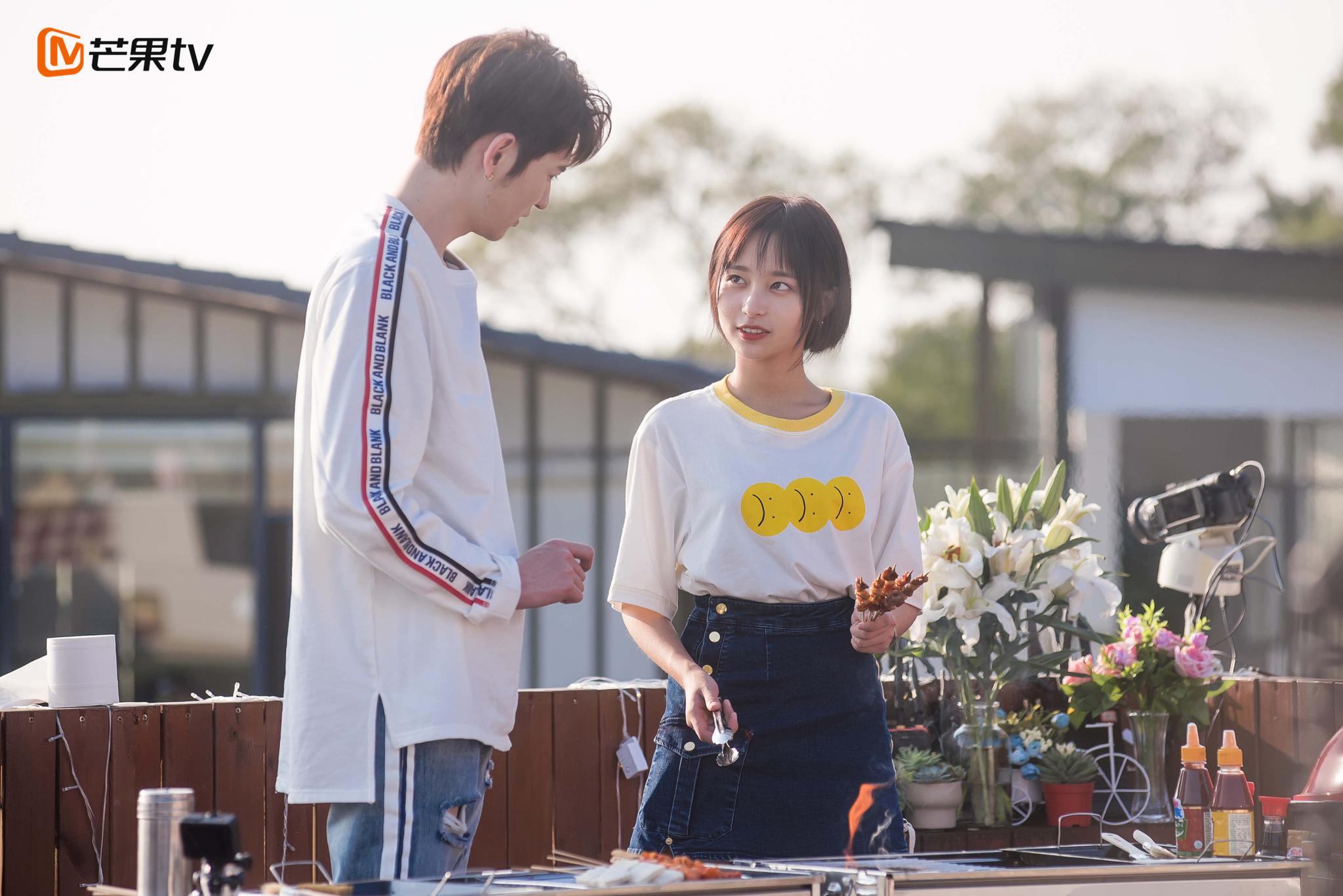 《真心大冒险》打造综艺版"小美好" 小"沈月"上演高甜喂食