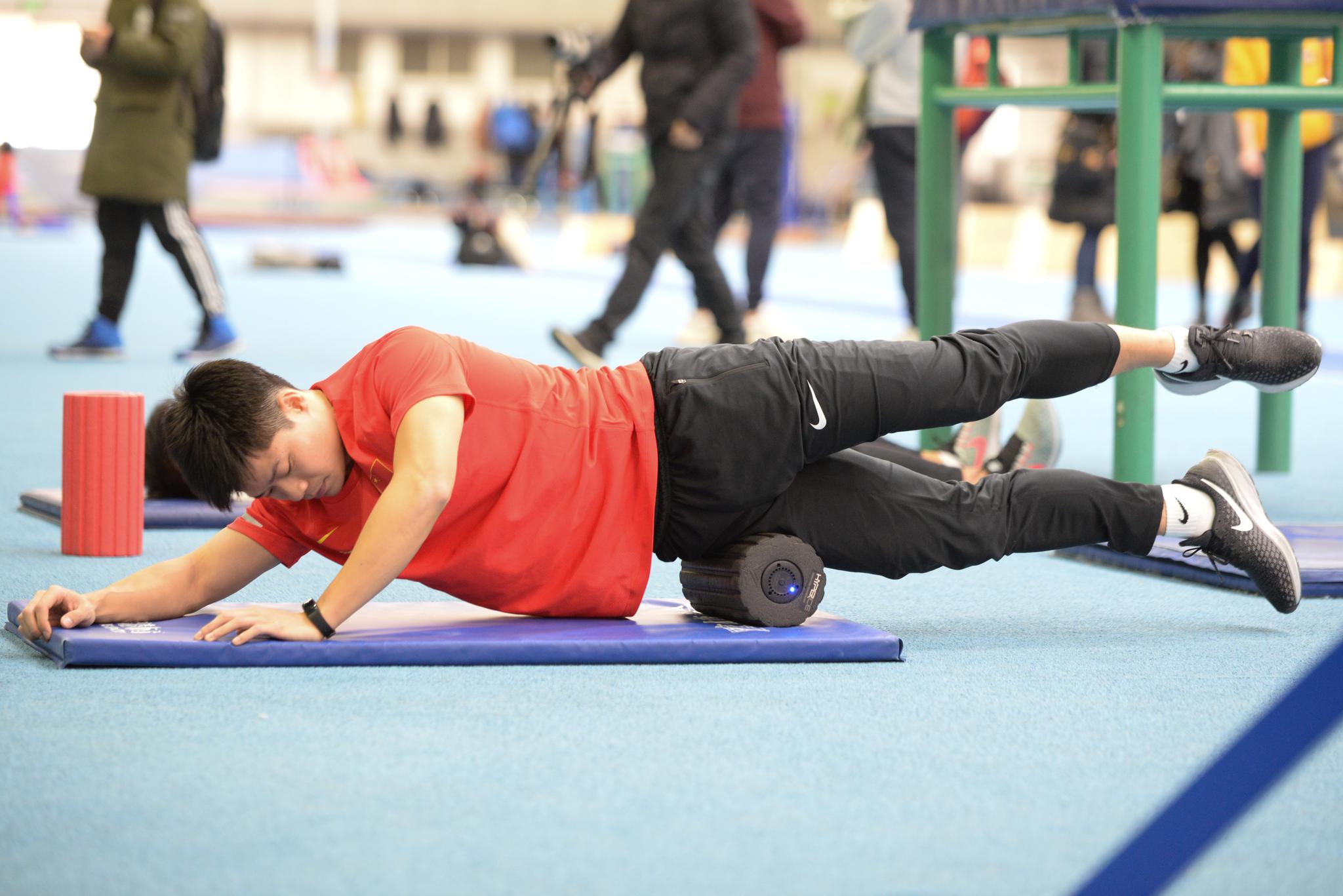 苏炳添2018完美收官,2019要突破9秒90|兰迪|苏炳添|训练_新浪新闻