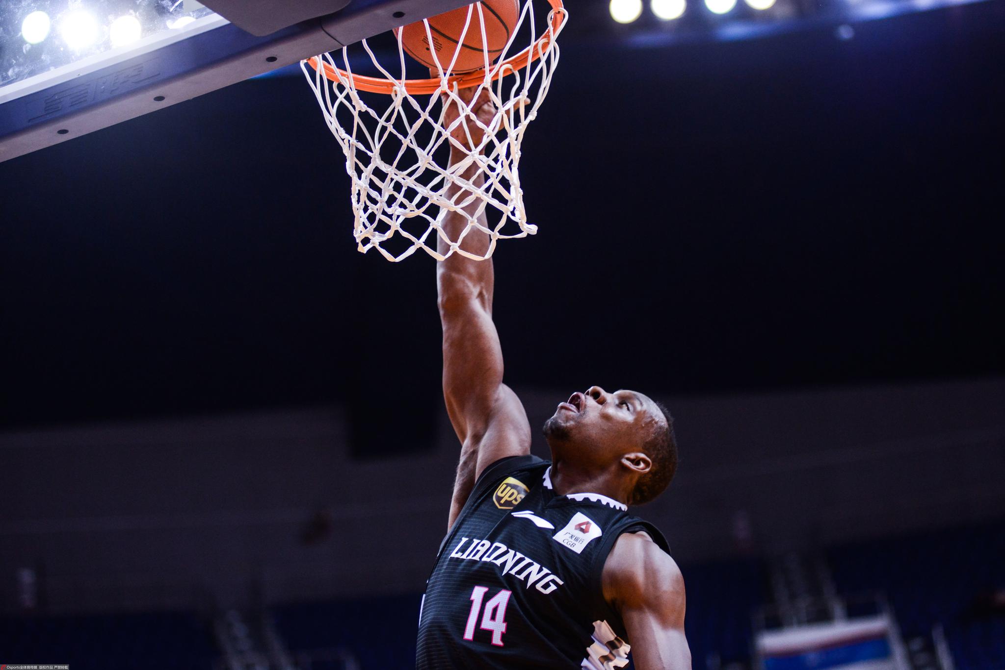 哈德森霸气宣称:我就是cba第一外援