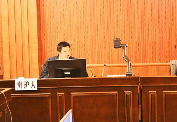 8619玉林城区恶性汽车撞人事件肇事者吴惠忠涉嫌故意杀人罪一案今日