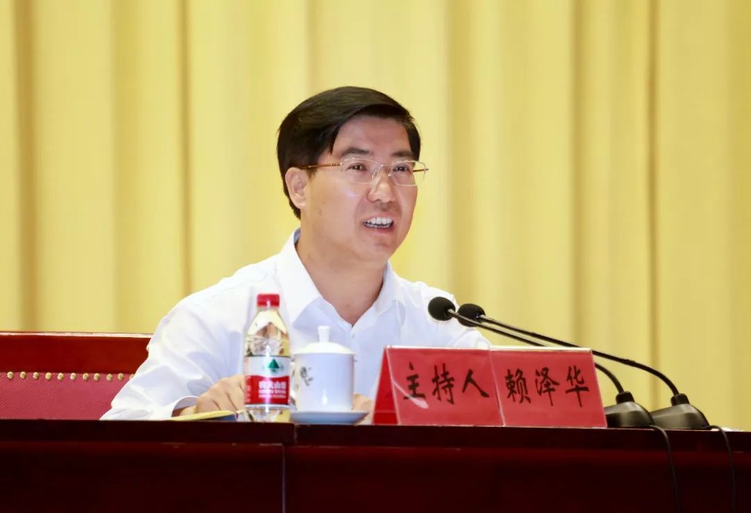 肇庆要求全市抢抓城市群发展机遇全面融入粤港澳大湾区