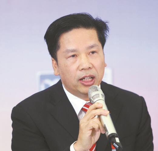 大朗镇委书记谢锦波■长安镇委书记叶孔新嘉宾昨日下午,东莞报业全