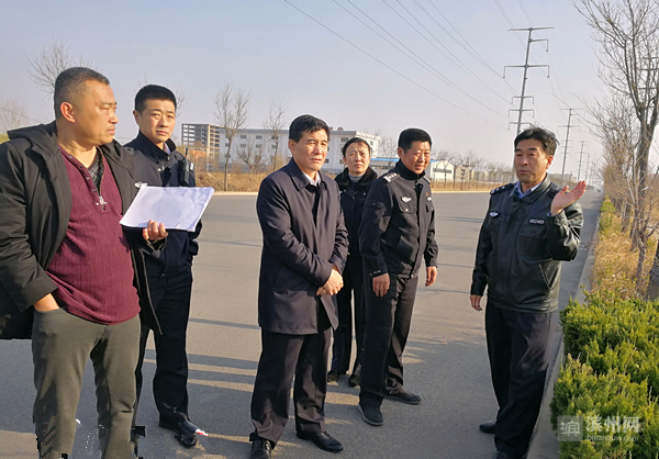 王洪涛到开发区交警大队调研新建综合业务楼选址情况