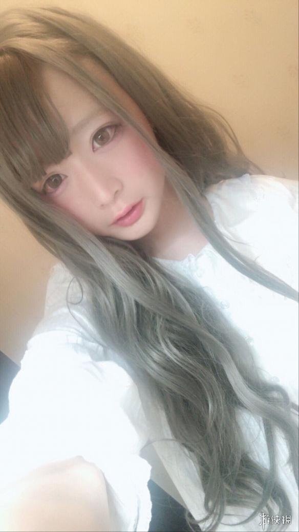 日本不良少年变身美腻伪娘 女装大佬讲述真实版《后街女孩》