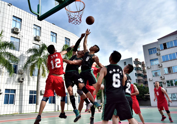 "无兄弟不篮球"!军旅青春的呐喊