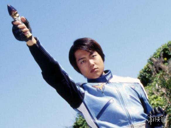 奥特曼历代人间体变身特写 最帅的是哪位!我选凤源