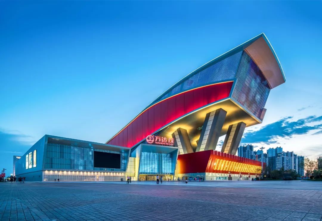 燃爆体能 | 哈尔滨万达宝马娱雪乐园最美滑雪女孩公开赛