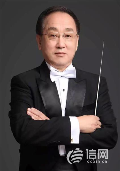 中,观众跟随霍比特人比尔博巴金斯踏上了冒险旅程,与恶龙史戈矛夺宝