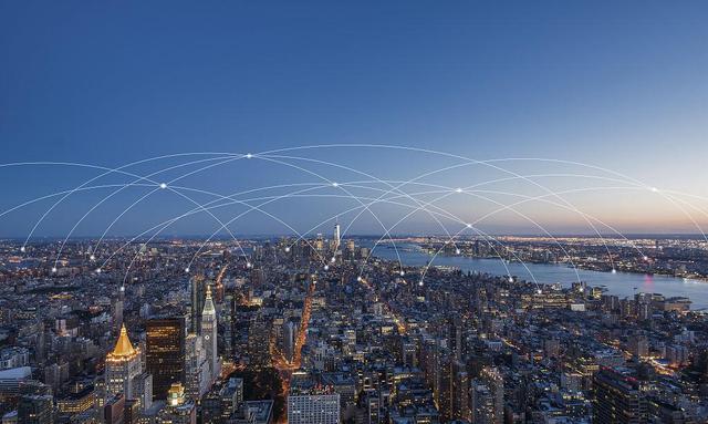 21世纪前,通信的发力点在固网.