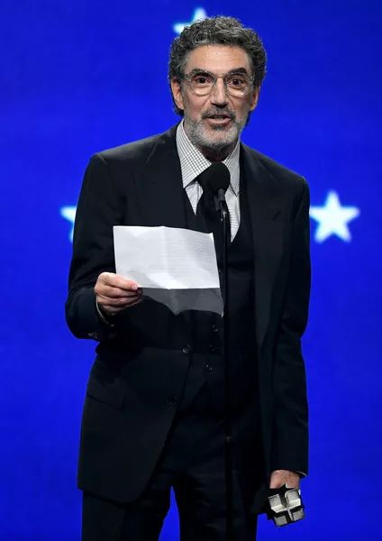 生活大爆炸制片人chucklorre获得评论家选择奖