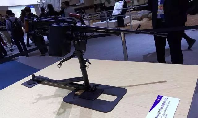 通用直升机等新机型陆续服役,未来陆航舱门武器必将蓬勃发展,80式机枪