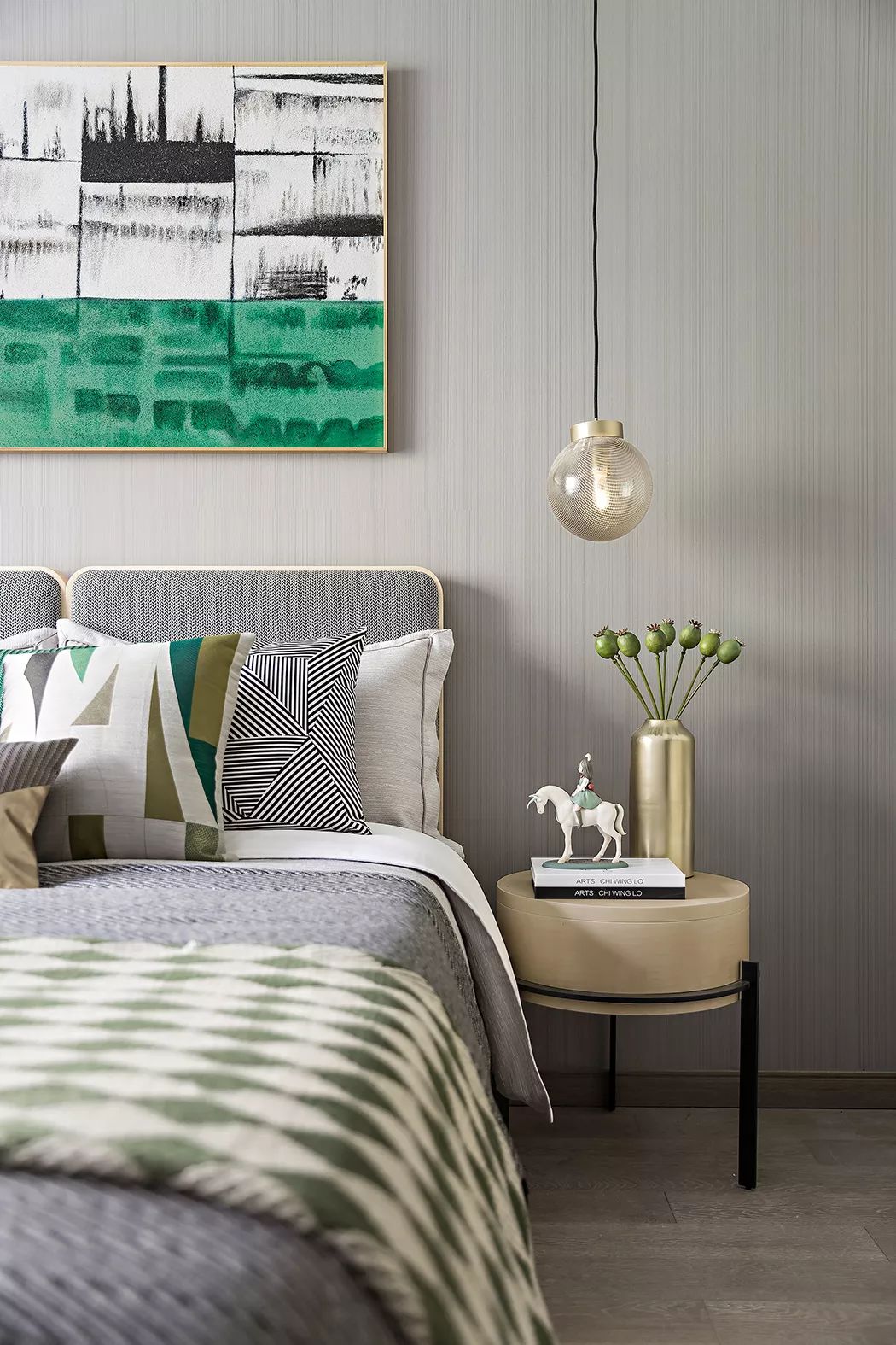 105㎡现代简约，灰度与绿意，装出简约的生机