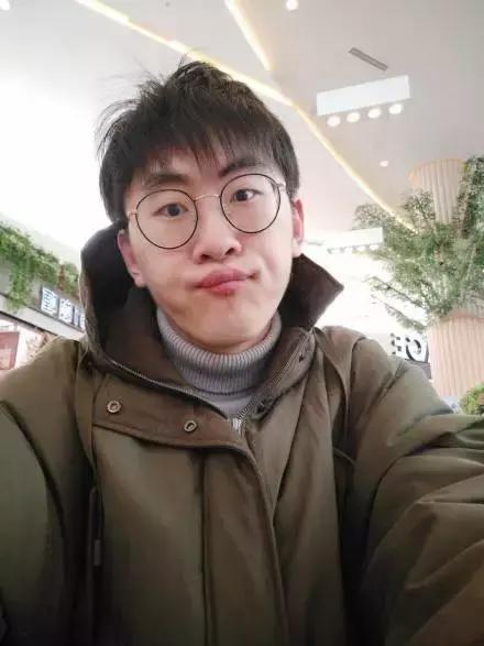 cos东北中年女性,撕坏母亲的貂,探秘大连老湿王博文的