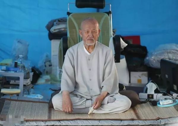 佛门亦非净地 韩国名寺里的惊世内讧 (薛曹)