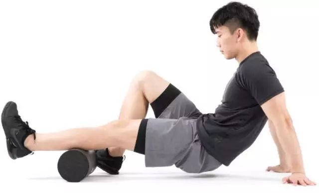 跑者肌肉放松:跑步需知4个泡沫滚轴动作!