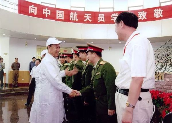 三十年从事导弹,火箭研制二十余年从事载人航天王永志一生干成了三件