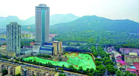 千佛山北广场征集设计方案 老济南"地标"齐鲁宾馆何去何从