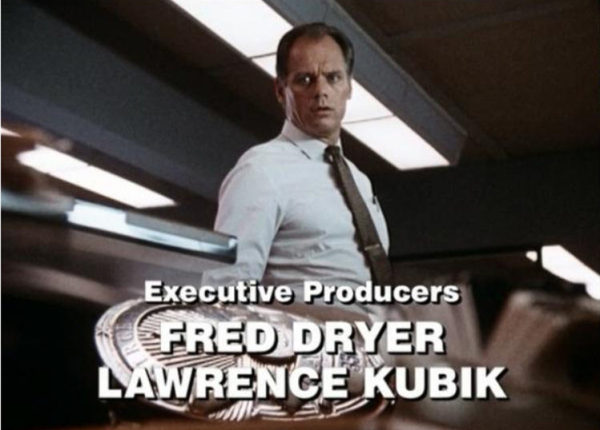 神探亨特》剧照实际上,在欧美国家的大量警匪片中,从来并不鲜见女警官