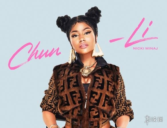 "麻辣鸡"呼应新歌《春丽》扎丸子头 性感火辣神cos