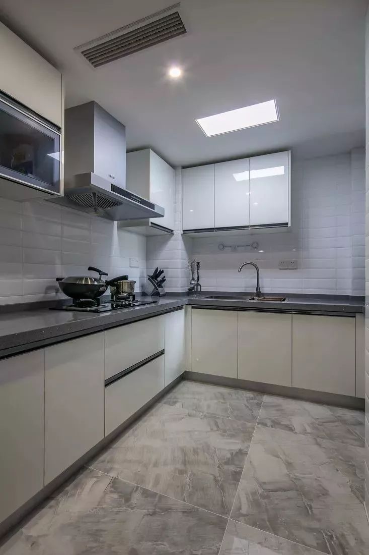 橱柜用料要好当然外观也很重要