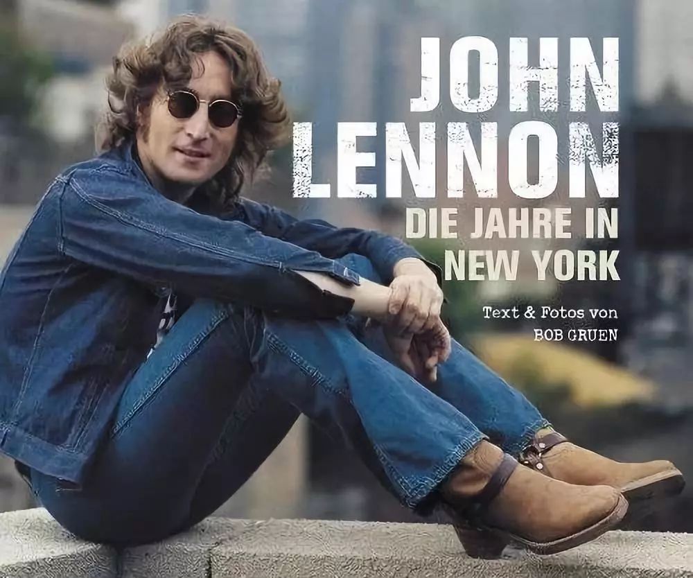 说到一身丹宁的典范,不得不提 john lennon ,经典的丹宁造型有很多