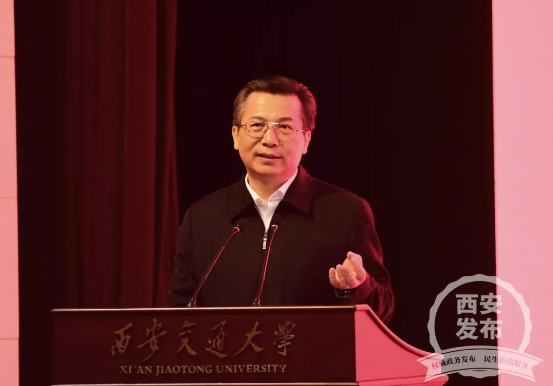 误差不超过2℃,烤制时间误差不超过5秒…… 1989年出生的交大校友孟兵