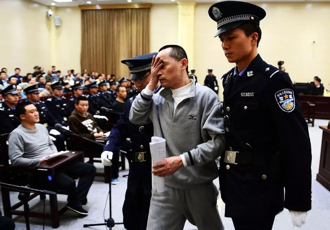 按照法院判决,该案涉及人数达36人,其中获死刑者就达5人,除了刘氏兄弟