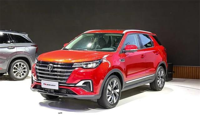 广州车展上的SUV热、电动化，预示明年车市向好？