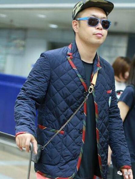 杜海涛用1万块的饭盒3万块的编织袋,壕成这样还像刚进城是为什么?