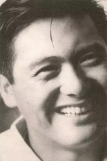 男星千千万,凭什么他是"香港之子"?