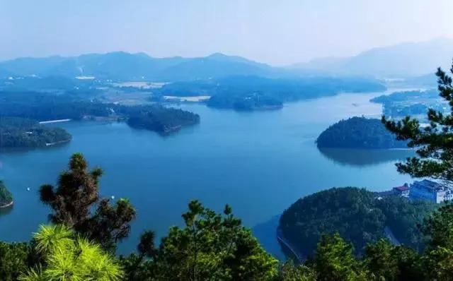 观音洞水库 观音湖地处安庆文化名山独秀山脚下,分别与318