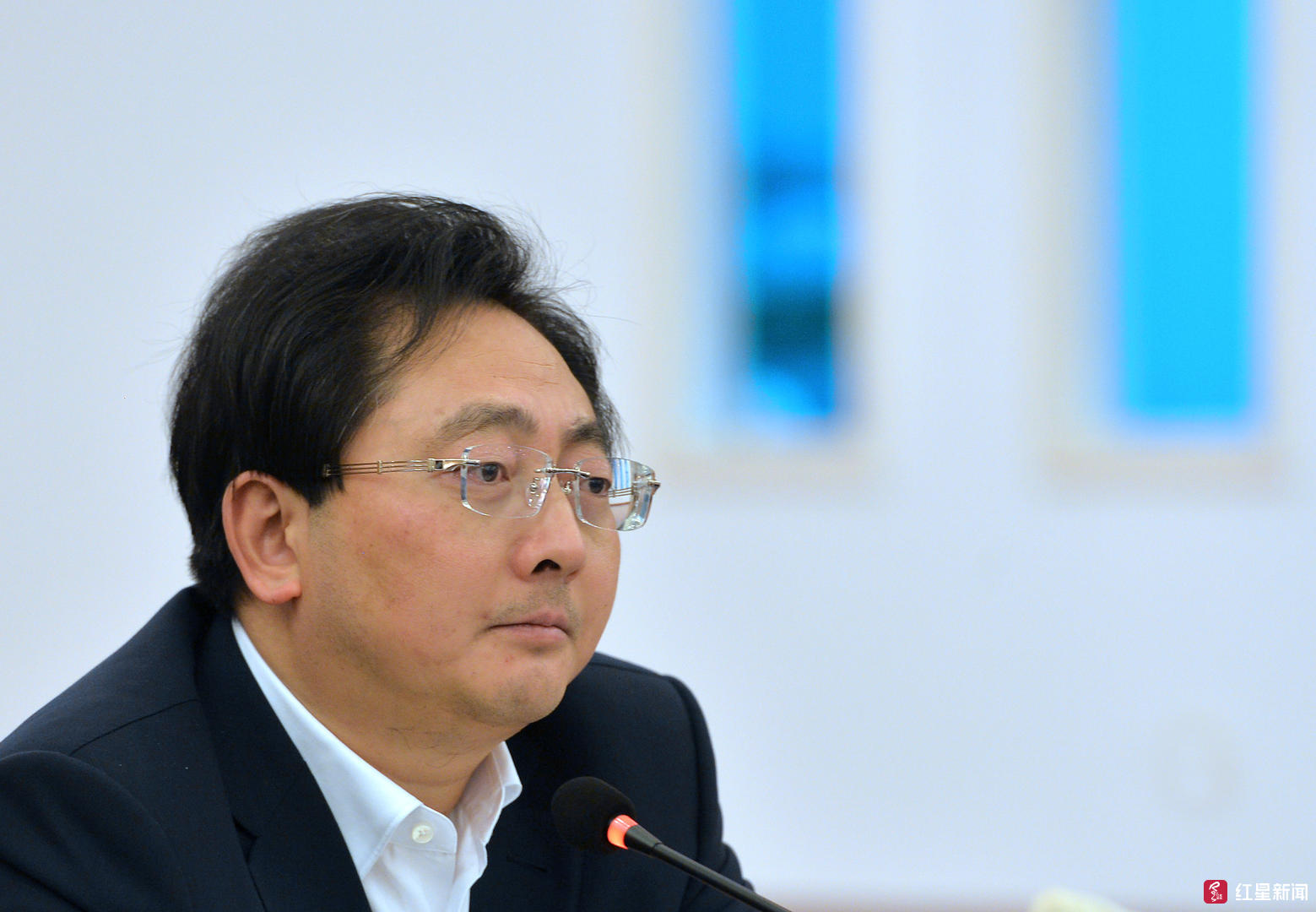 简阳市委书记赵春淦:建议加快推进成渝高铁公交化运营