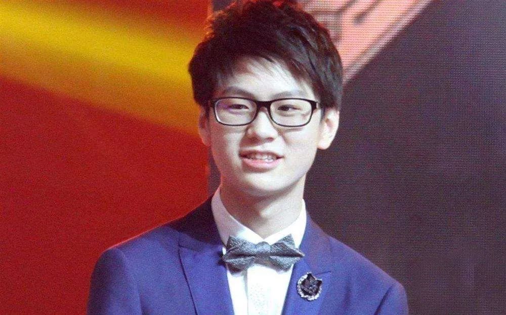 电竞安宰贤竟然在安宰贤之前生娃了…别急还有