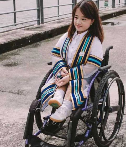 最美残疾女孩图片