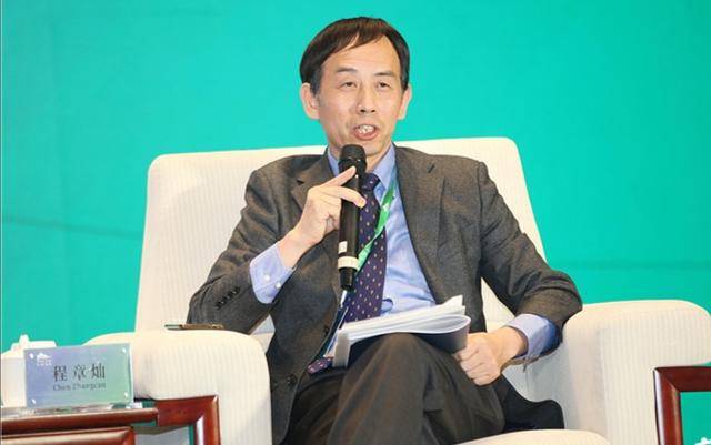 中国人民大学文学院教授,长江学者朱万曙认为,江南文人用他们的人生