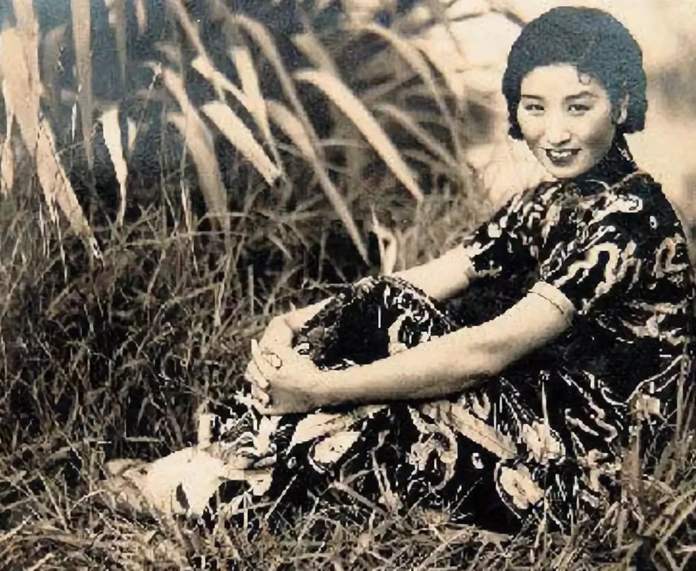 佘爱珍女人不狠地位不稳