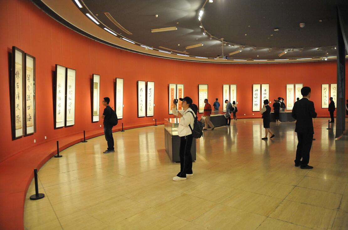 "为万世开太平——于右任书法作品展"亮相中国美术馆