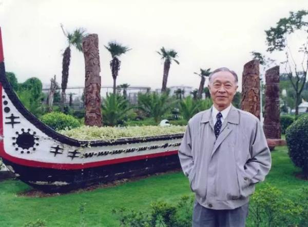 上海86岁骨科专家蔡体栋病逝,遗体捐献给交大