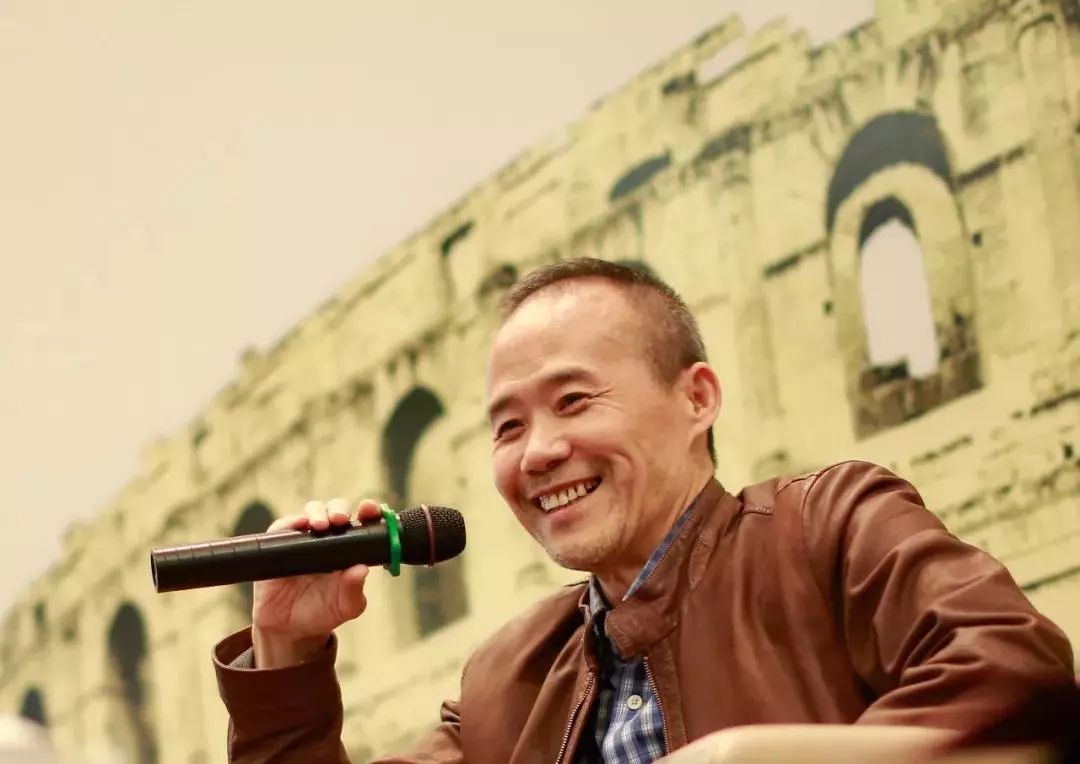 人大教授房地产税开征条件不成熟泡沫一捅就崩爆