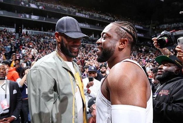 韦德25+11+10拉塞尔21+7,热火94-113不敌篮网