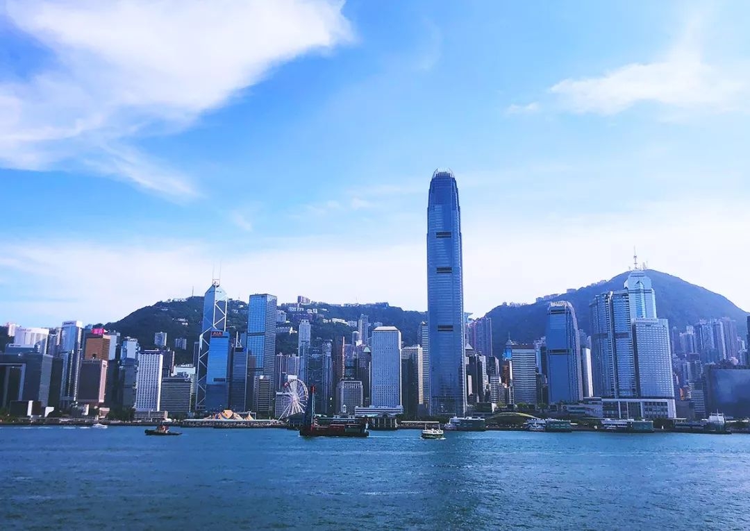 地产股大跌!14年暴涨4.4倍的香港楼市要凉了?(图)