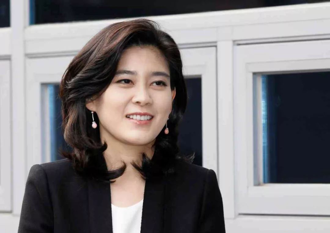 三星 长公主 离婚案 男方如今获141亿韩元 分手费 韩元 新浪财经 新浪网 三星 长公主 离婚案 男方如今获141亿韩元 分手费 韩元 新浪财经 新浪网