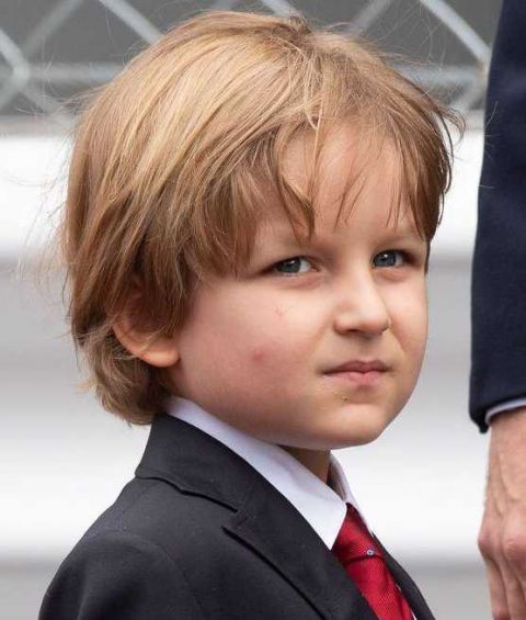 乔治小王子遇劲敌摩洛哥小王子绅士英伦范亮相